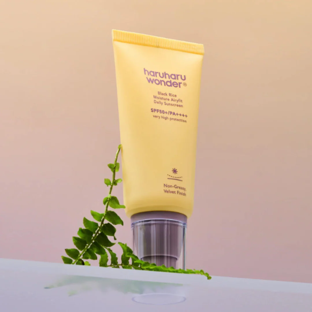 Black Rice Moisture Airyfit Sunscreen - 50 ml - Image 3