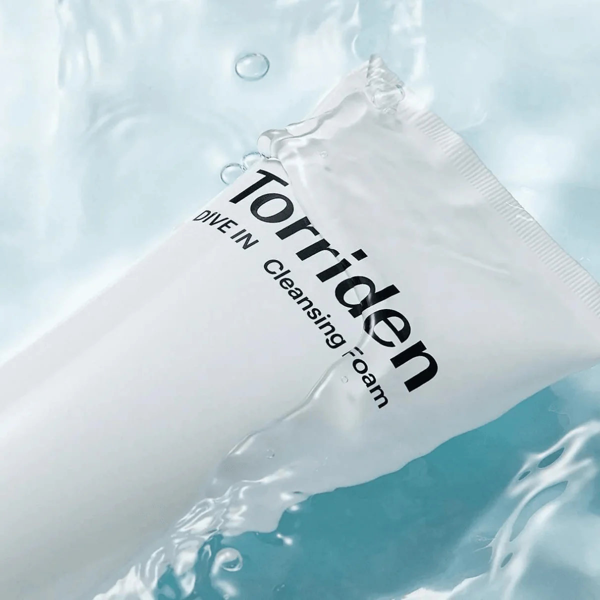 DIVE- IN Low Molecular Hyaluronic Acid Cleansing Foam - 150 ml - Image 3