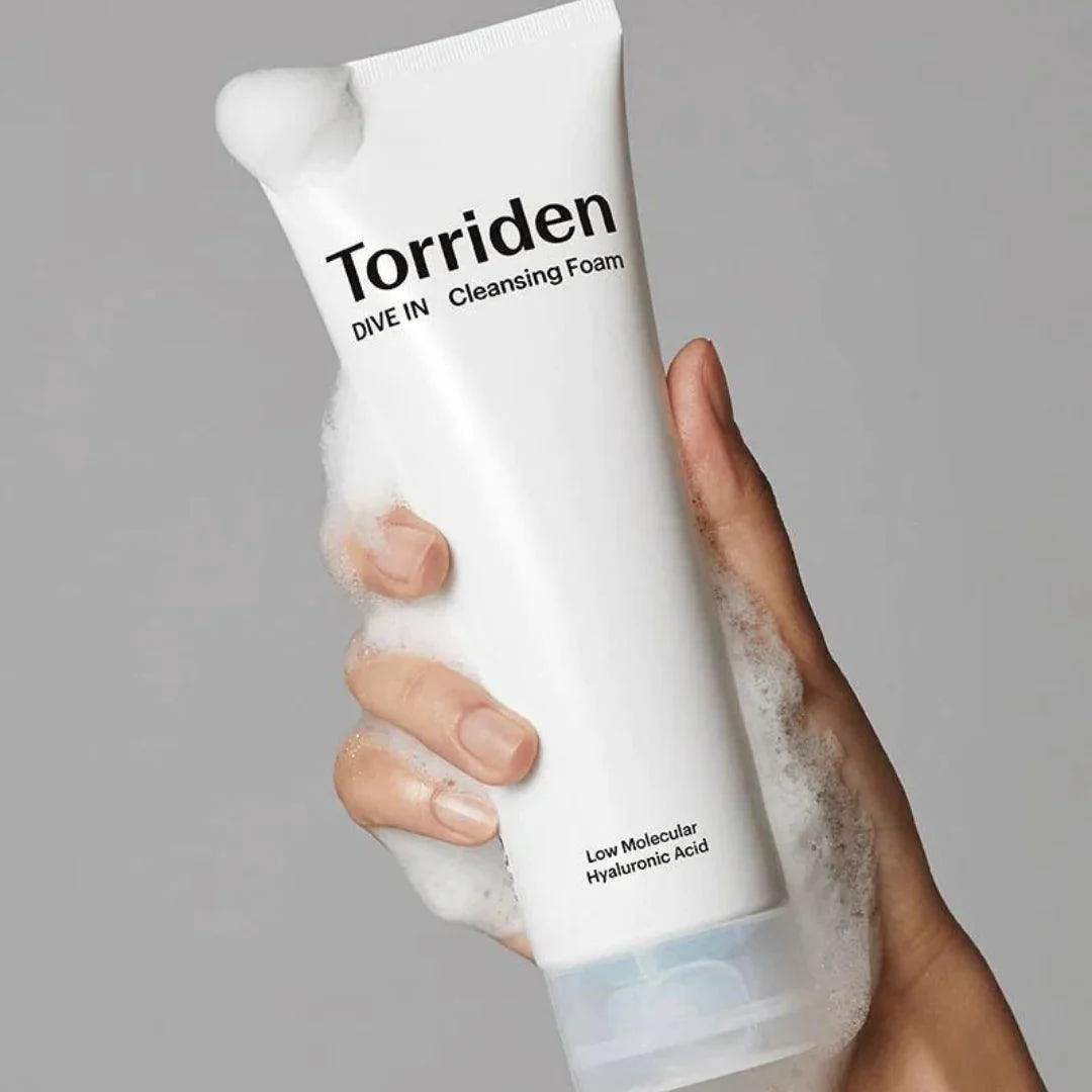 DIVE- IN Low Molecular Hyaluronic Acid Cleansing Foam - 150 ml - Image 4