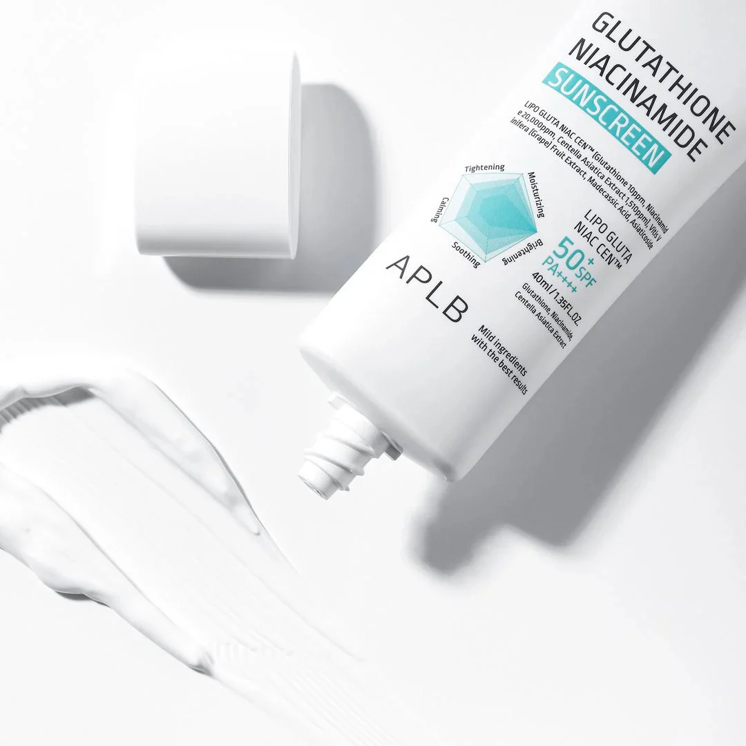 Glutathione Niacinamide Sunscreen - 40 ml - Image 2