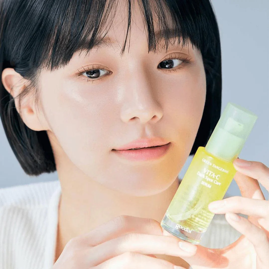 Green Tangerine Vita C Dark Spot Care Serum - 40 ml - Image 4