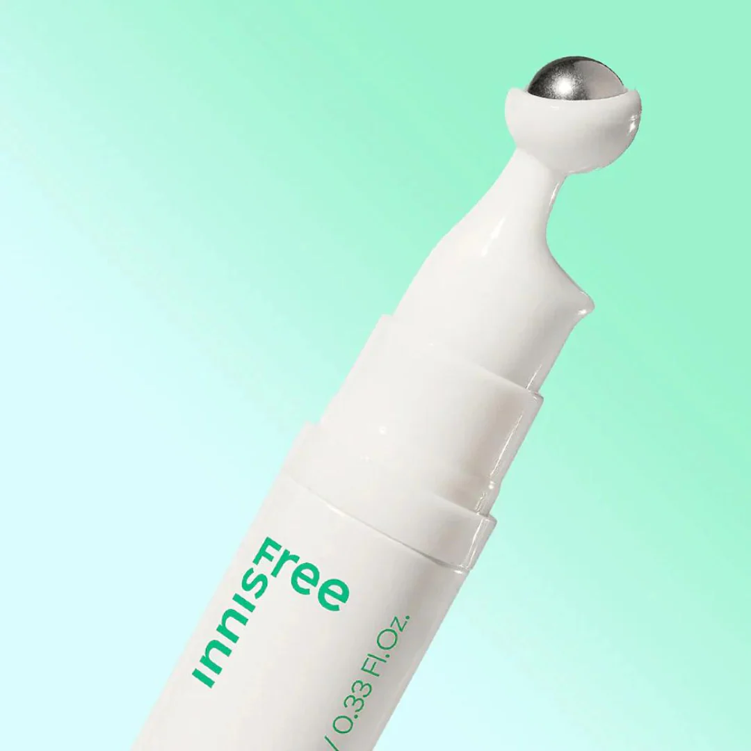 Green Tea Hyaluronic Glow Eye & Face Ball - 10 ml - Image 4