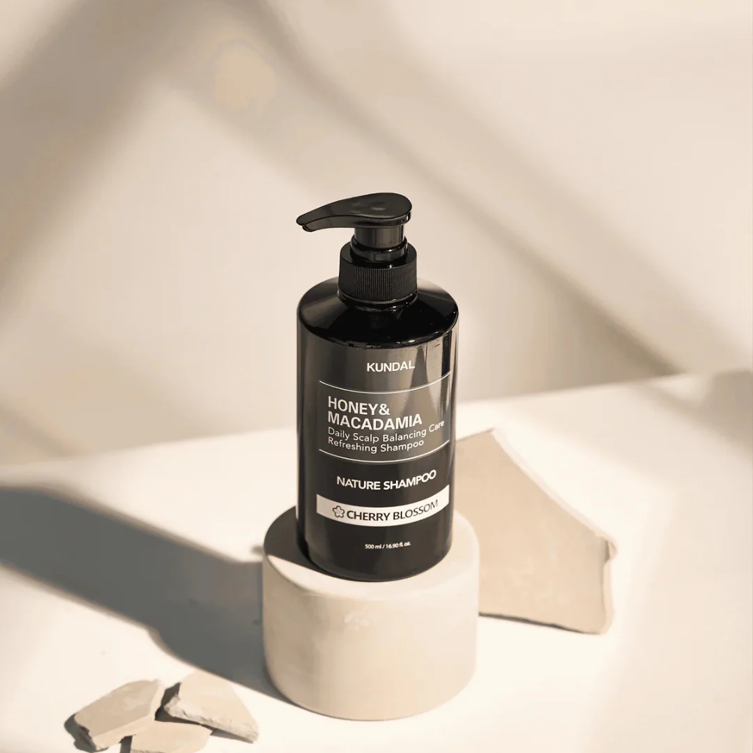 Honey & Macadamia Nature Shampoo - 500 ml - Image 3