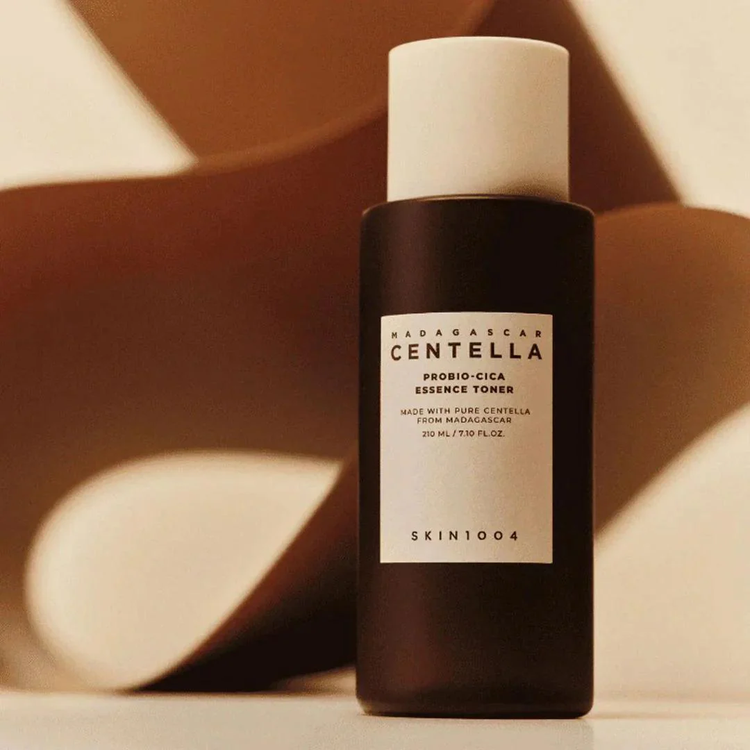 Madagascar Centella Probio-Cica Essence Toner - 210 ml - Image 4
