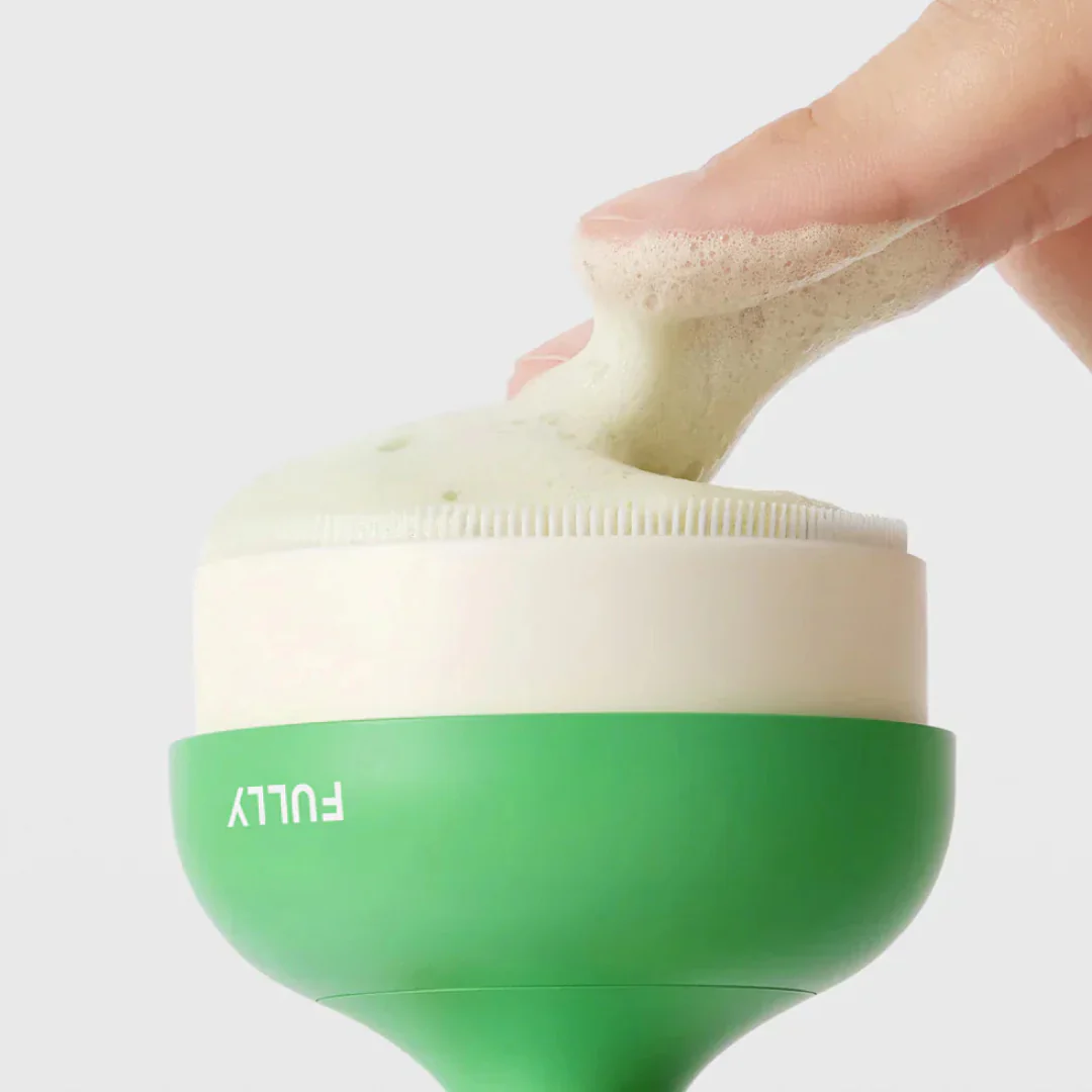 Pore Cleansing Brush - Image 3