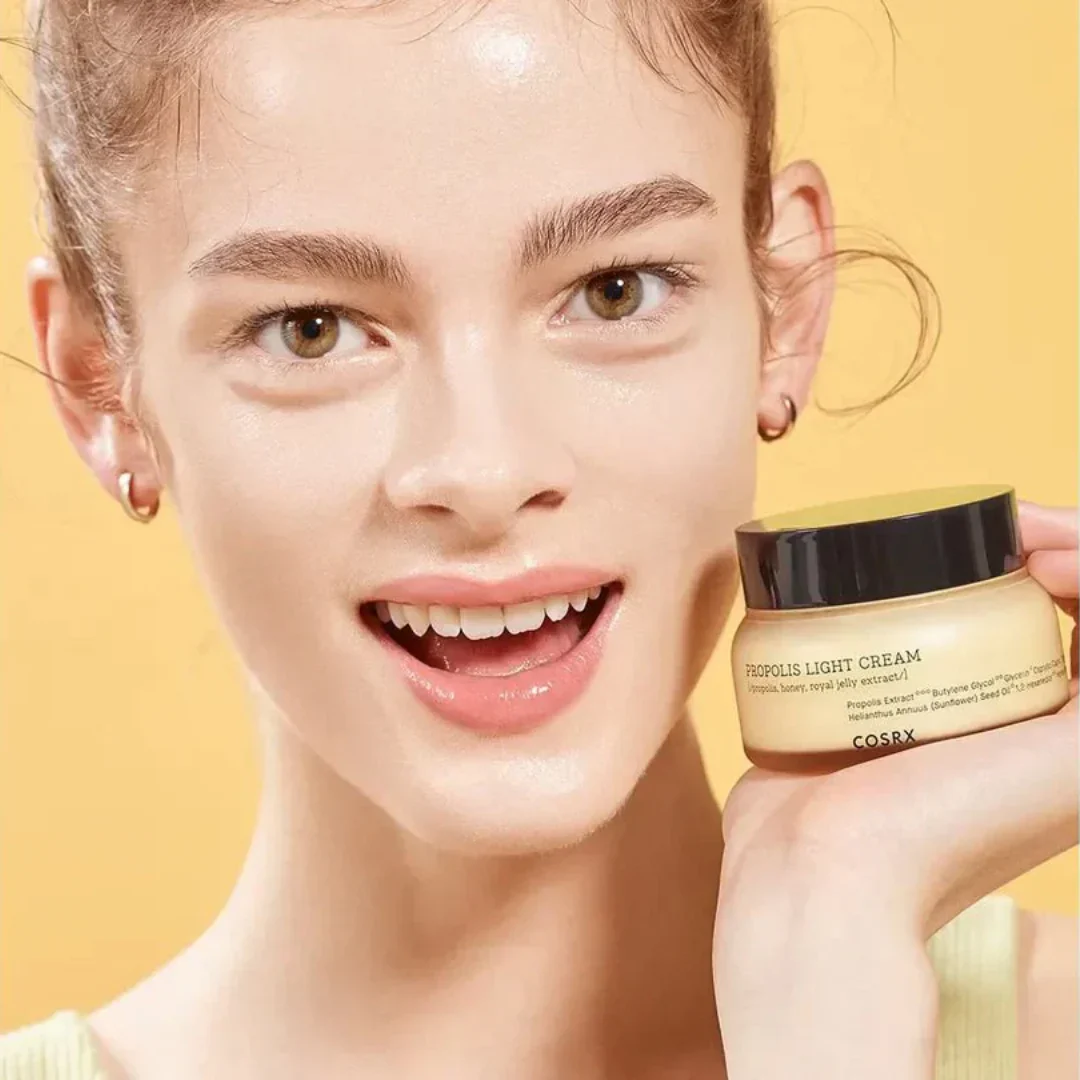 Full Fit Propolis Light Cream - 65 ml - Image 4