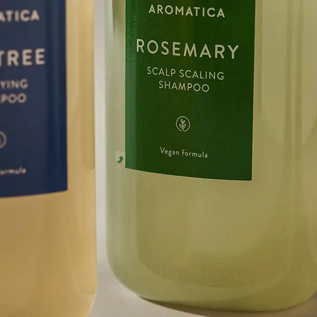 Rosemary Scalp Scaling Shampoo - 180 ml/ 400 ml - Image 4