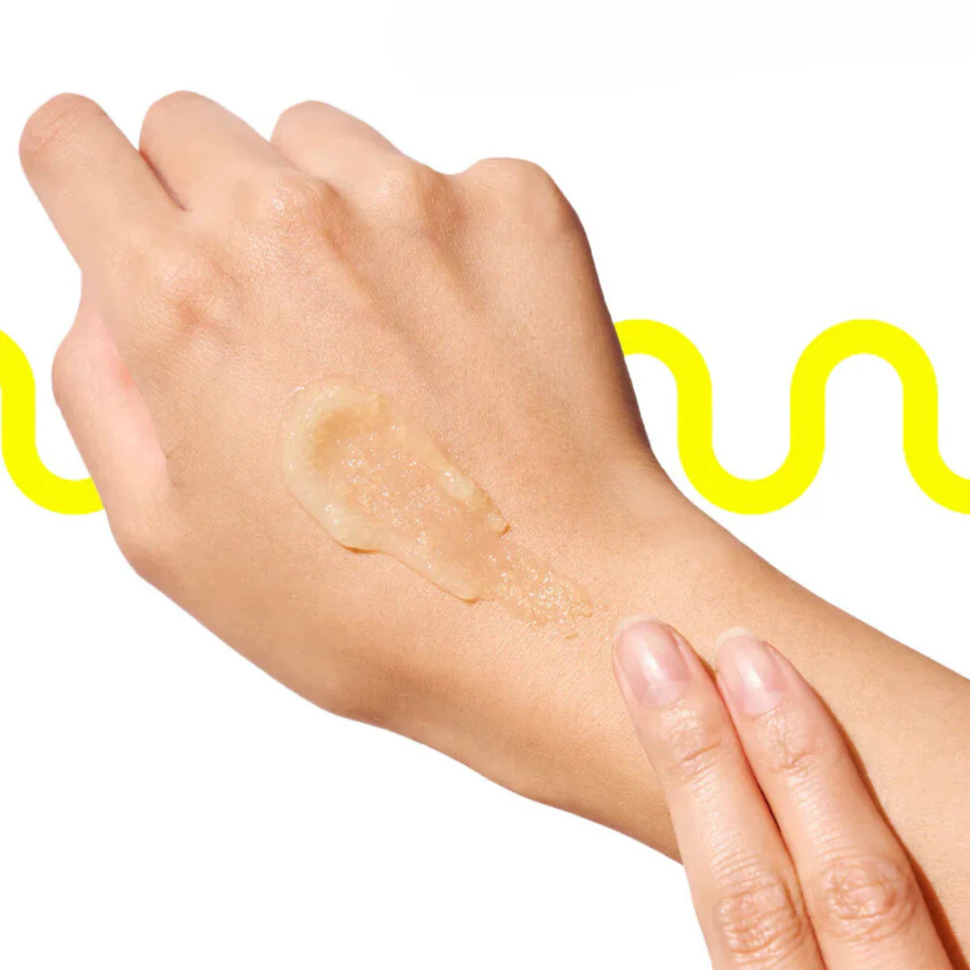 Vitamin C Brightening Sun Serum (SPF50+ PA++++) - 51 ml - Image 4